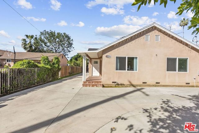 6717 Cedros Avenue, Van Nuys, CA 91405