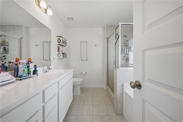 176 Norfleet LN, Suffolk, VA 23434