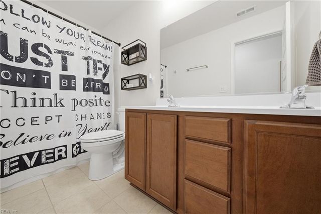 176 Norfleet LN, Suffolk, VA 23434