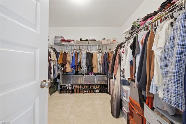 176 Norfleet LN, Suffolk, VA 23434