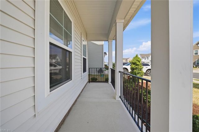 176 Norfleet LN, Suffolk, VA 23434