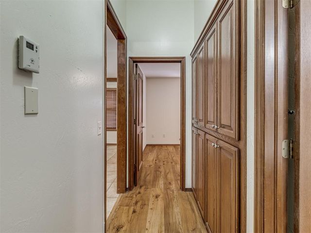 10604 NW 37th Street, Yukon, OK 73099