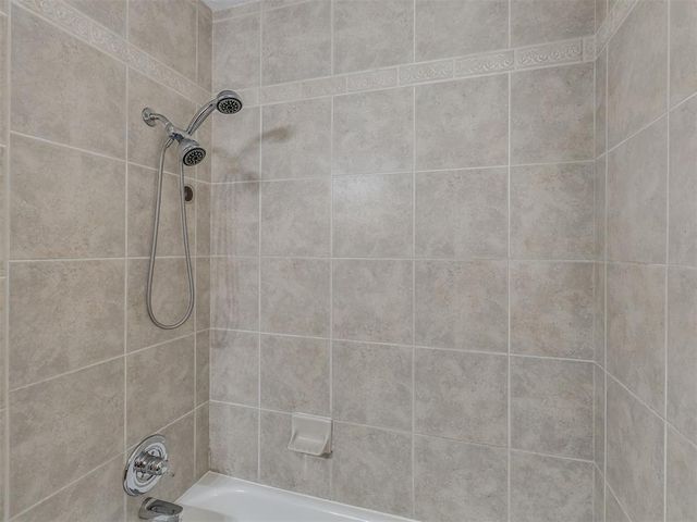 10604 NW 37th Street, Yukon, OK 73099