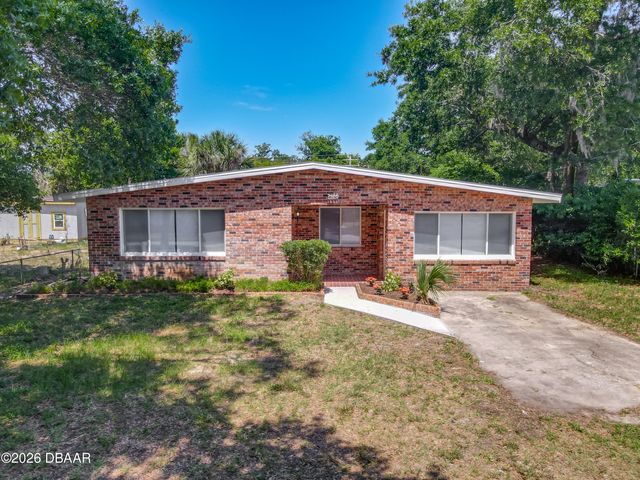 1495 Granada Avenue, Daytona Beach, FL 32117
