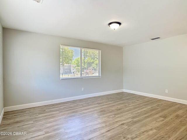 1495 Granada Avenue, Daytona Beach, FL 32117