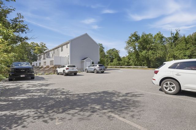 401 West St C, East Bridgewater, MA 02333