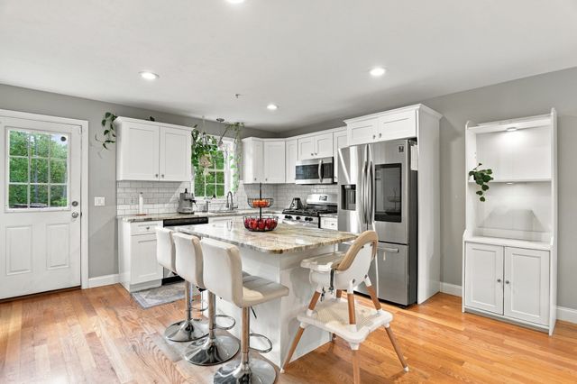 401 West St C, East Bridgewater, MA 02333