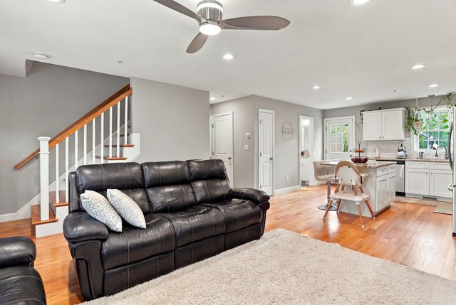 401 West St C, East Bridgewater, MA 02333