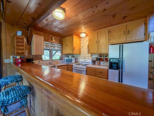 16101 Edgewood, Pine Mountain Club, CA 93222
