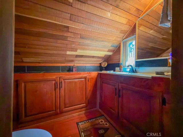 16101 Edgewood, Pine Mountain Club, CA 93222