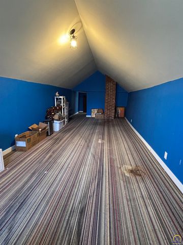 928 Lawrence ST, Emporia, KS 66801