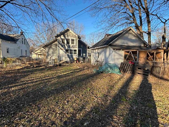 928 Lawrence ST, Emporia, KS 66801