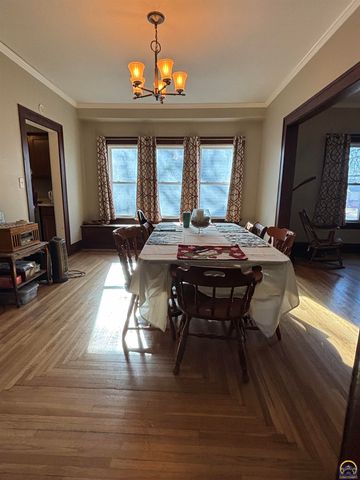 928 Lawrence ST, Emporia, KS 66801