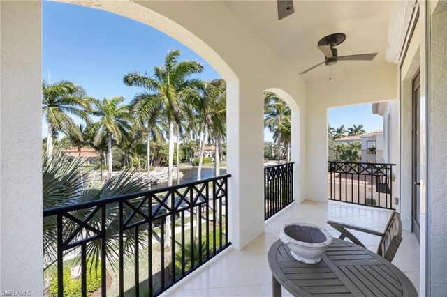 2870 Castillo CT # 103, Naples, FL 34109
