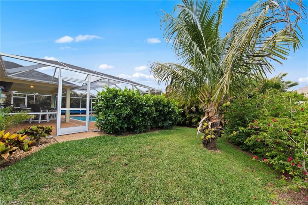 Image 26 of property listing at 512 NW 24th PL, Cape Coral, FL 33993