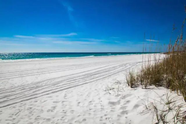 4541 Luke Avenue, Destin, FL 32541