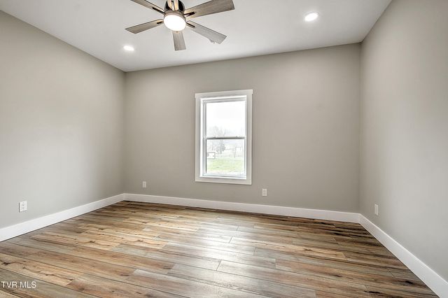 1805 Rock Springs Road, Kingsport, TN 37664