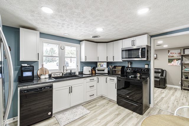 8125 State Road 39, Martinsville, IN 46151