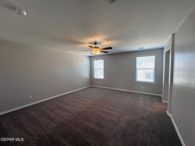 10725 Michael Irvin Street, El Paso, TX 79924