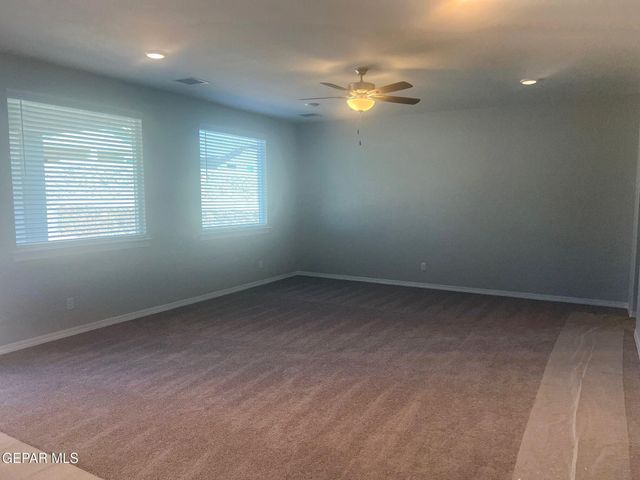 10725 Michael Irvin Street, El Paso, TX 79924