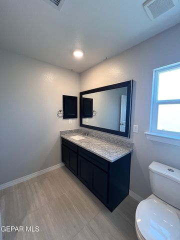 10725 Michael Irvin Street, El Paso, TX 79924
