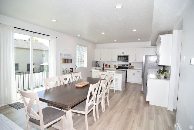 107 E MONTGOMERY LN, North Ogden, UT 84414