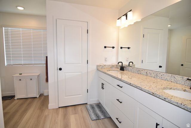 107 E MONTGOMERY LN, North Ogden, UT 84414