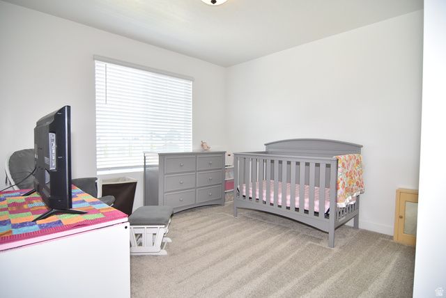 107 E MONTGOMERY LN, North Ogden, UT 84414