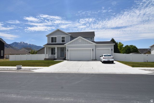 107 E MONTGOMERY LN, North Ogden, UT 84414