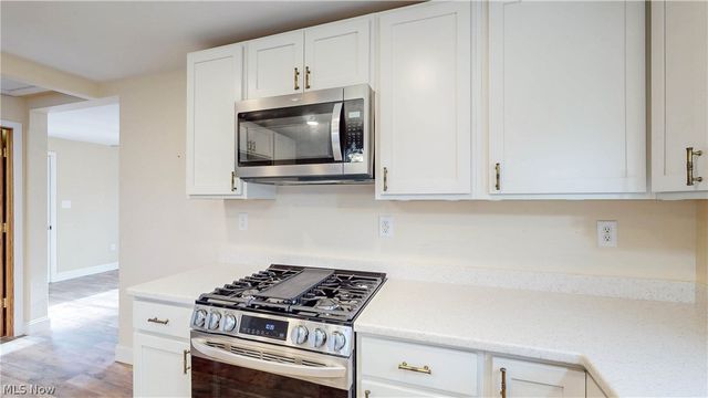 2135 Rankin Drive, Ravenna, OH 44266