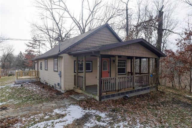 2135 Rankin Drive, Ravenna, OH 44266