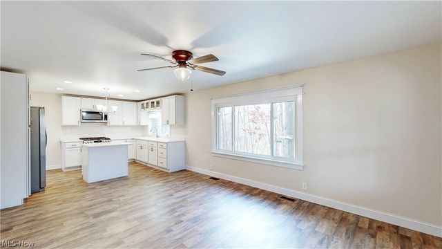 2135 Rankin Drive, Ravenna, OH 44266