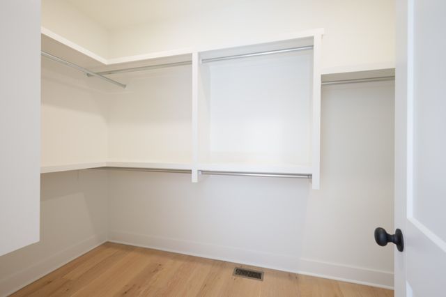 1123 Joe Martin Ln, Lebanon, TN 37087