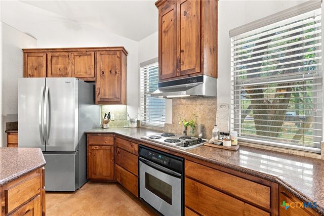 2 Trophy Lane, New Braunfels, TX 78132