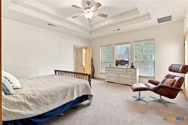 2 Trophy Lane, New Braunfels, TX 78132