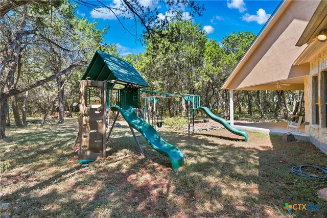2 Trophy Lane, New Braunfels, TX 78132
