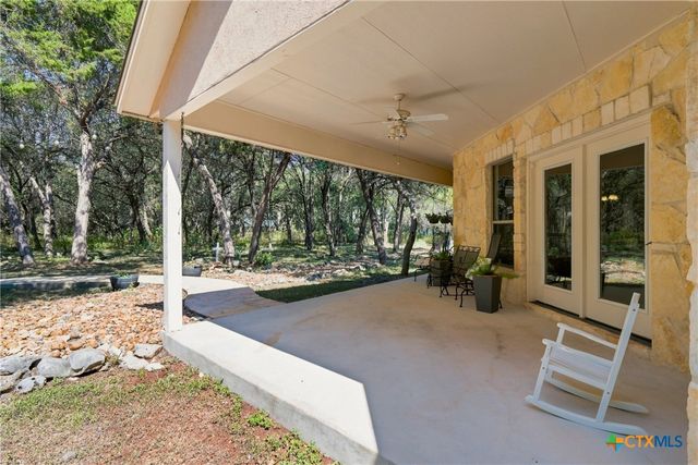 2 Trophy Lane, New Braunfels, TX 78132