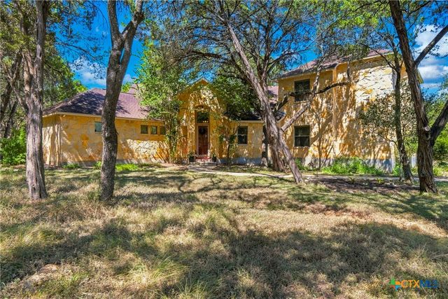 2 Trophy Lane, New Braunfels, TX 78132