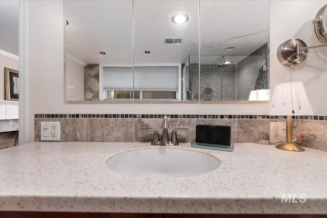 2027 N Amber St, Boise, ID 83706