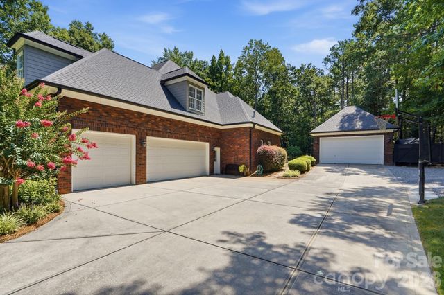 832 Savile Lane, Fort Mill, SC 29715