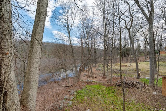 41 Chapman Road, Garrison, NY 10524