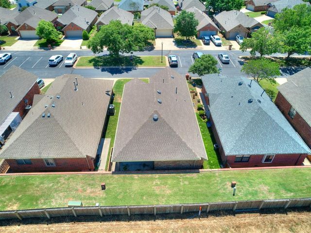 929 Heather Glen Terrace, Norman, OK 73072