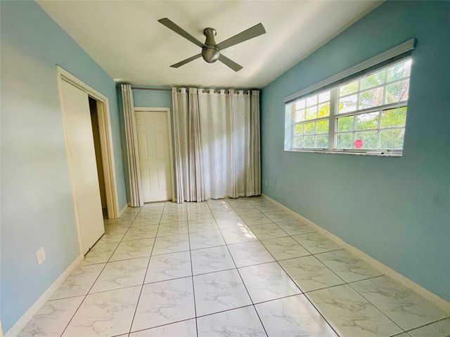1412 NE 14th Place, Fort Lauderdale, FL 33304