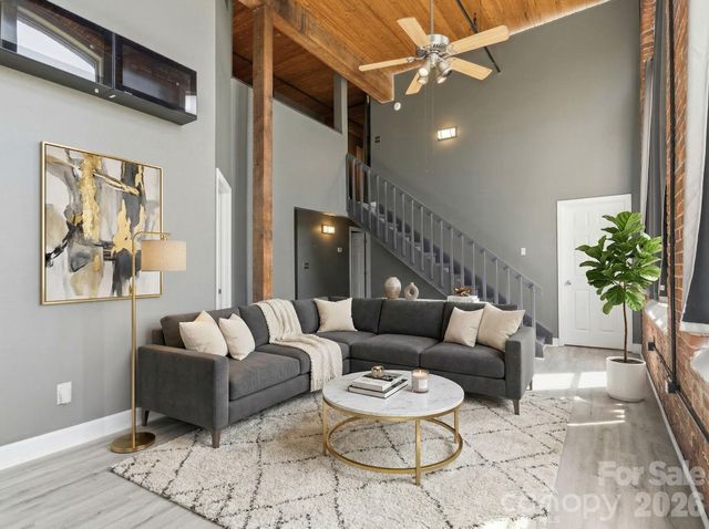 201 S Hoskins Road 236, Charlotte, NC 28208