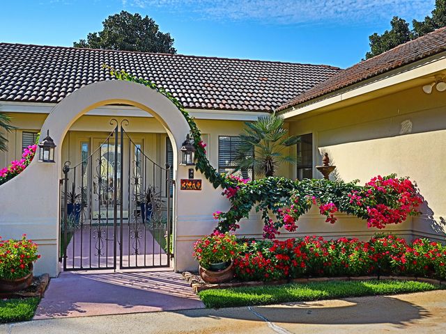 370 Golfview Drive, Miramar Beach, FL 32550