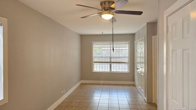 911 Spring Park, San Antonio, TX 78227
