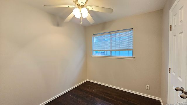 911 Spring Park, San Antonio, TX 78227