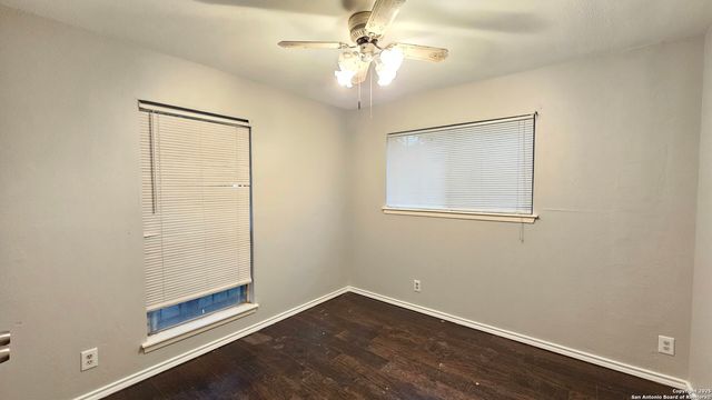 911 Spring Park, San Antonio, TX 78227
