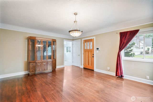 412 Kirby Avenue SE, Castle Rock, WA 98611