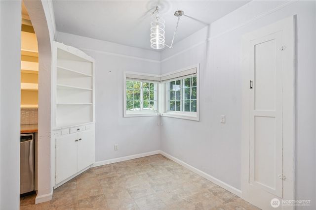 412 Kirby Avenue SE, Castle Rock, WA 98611